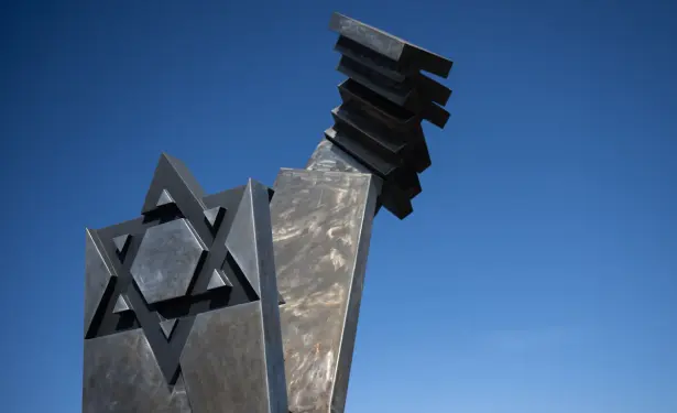 Mutmaßlicher Antisemitismus - Deportationsmahnmal in Berlin-Moabit beschädigt - Panorama